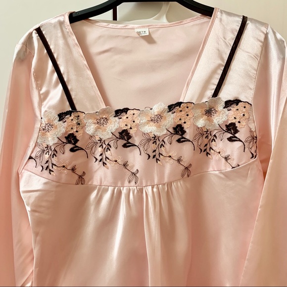 Satin effect Pajama set - Picture 3 of 11